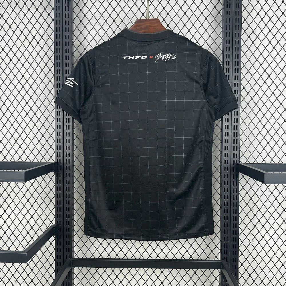 TOTENHAM X STRAYKIDS