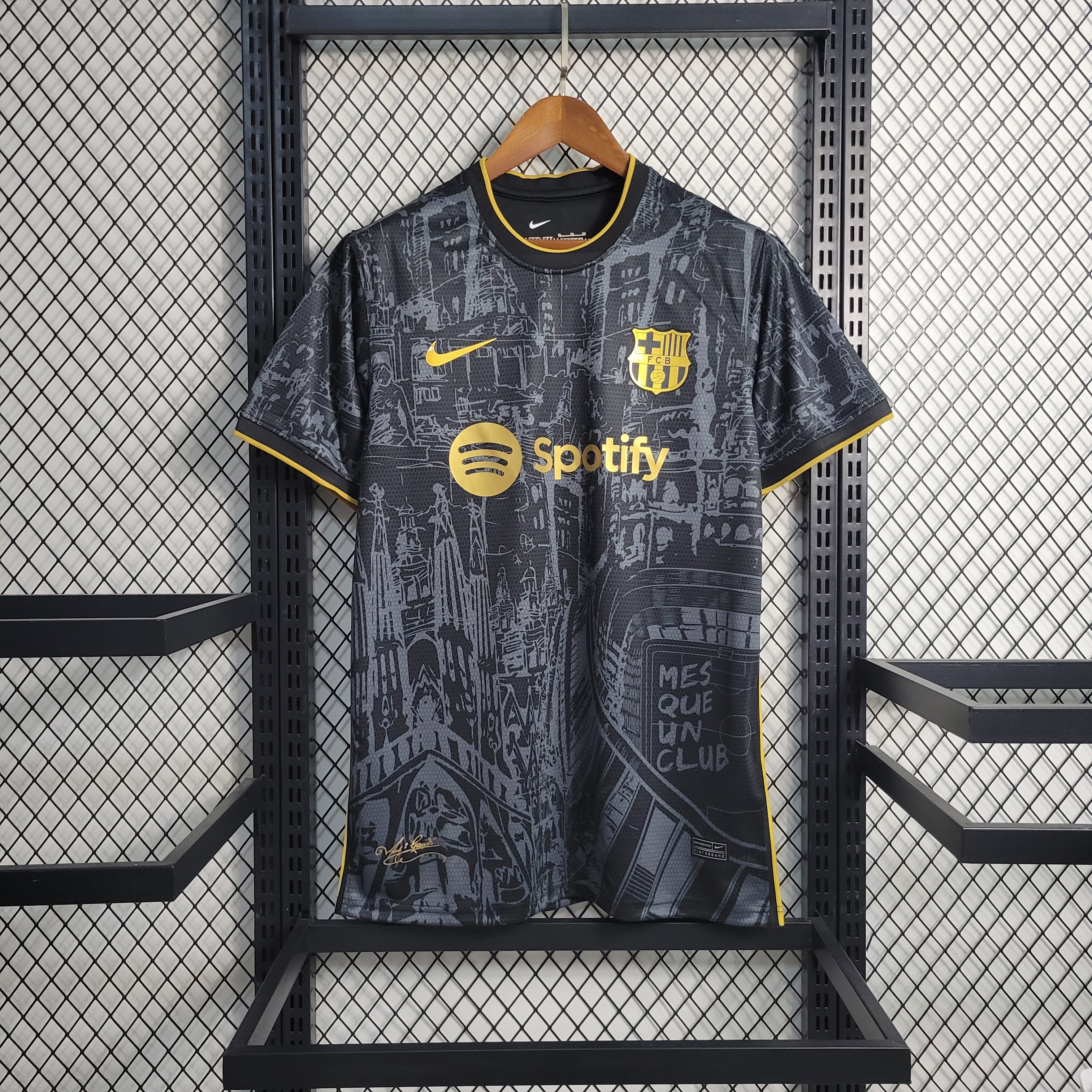 BARCELONA X SAGRADA DE FAMILIA JERSEY